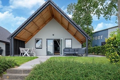 Schönes Haus in Kerkdriel am Wasser