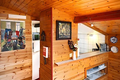 Chalet in Sougné nahe Wald & Pool