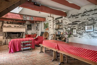 Apartment in Rochefort mit privatem Teich