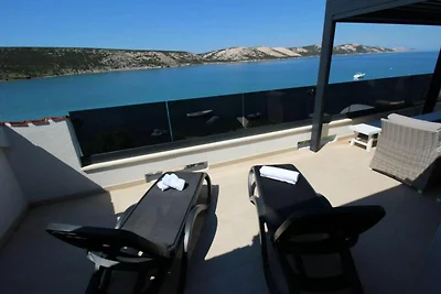 Luxus-Penthouse mit 3 Schlafzimmern am Meer
