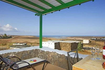 Finca in Yaiza mit Schwimmbecken