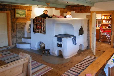 Historische Berghütte Tara