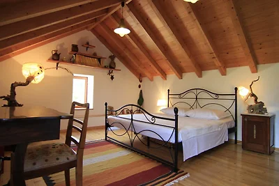 Villa Dol-Three Bedroom Villa with Pool