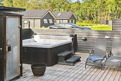 14 Personen Ferienhaus in Væggerløse
