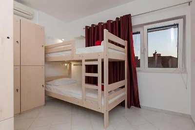 Hostel Free Bird - Bed in Ten Bed Mixed Dormi...