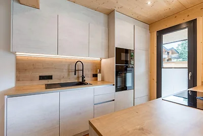 Ruim appartement met zwembad