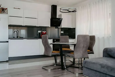 Modern Seget Vranjica Apartment with Terrace ...