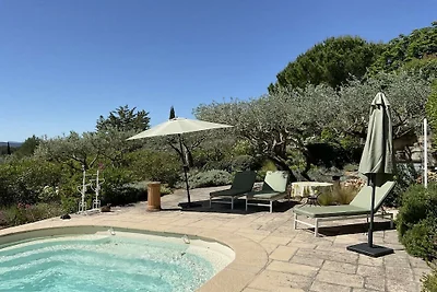 Villa in Var mit Schwimmbecken