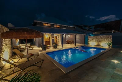 Luxe villa met zwembad nabij Pointe Marin