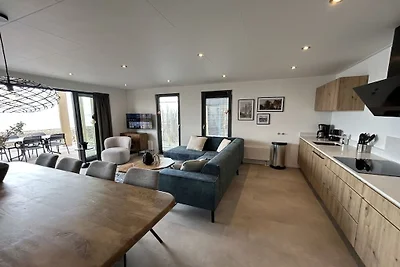 Strandvilla aan het IJsselmeer