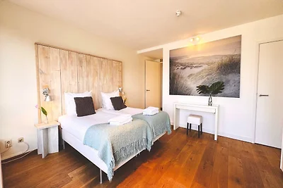 Ruim modern appartement in Scheveningen
