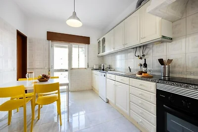 Wohnung in Lagos mit Meerblick