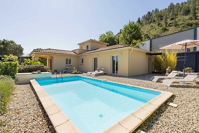 Luxuriöse Villa mit eigenem Pool in Les Vans