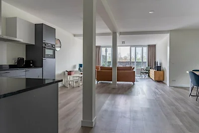 Geräumiges Ferienhaus mit Hafenblick