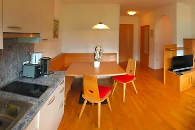 Residence Lahnhof, Laces