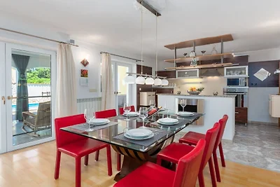 Apartament wakacyjny z 4 sypialniami