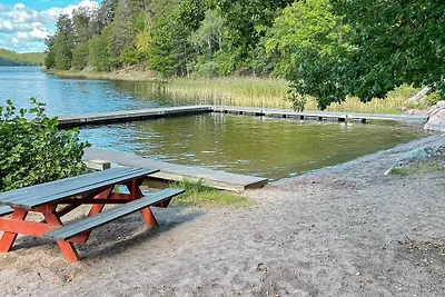 4 Personen Ferienhaus in GAMLEBY