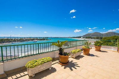 Apartment mit Meerblick von der Terrasse