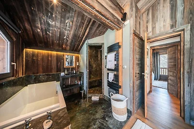 Chalet in Saint Martin mit Whirlpool