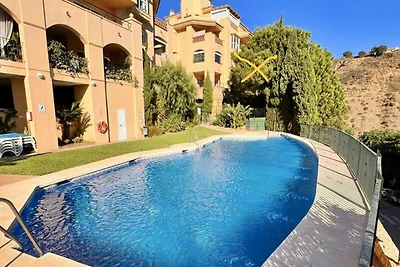 Wohnung in Calahonda mit tropischen Pools