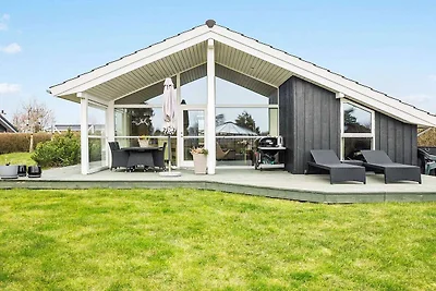 Maison de vacances pour 8 a Bogense-By Traum
