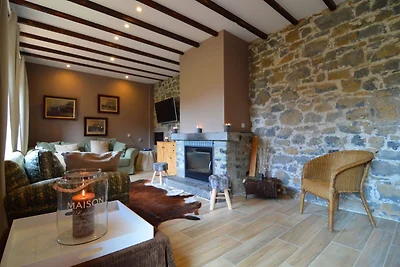 Uriges Ferienhaus in Falaën