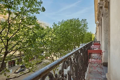 Neue und außergewöhnliche Wohnung...