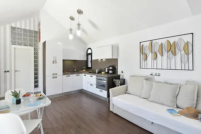 Zentraler Bungalow mit Gemeinschaftspool in...