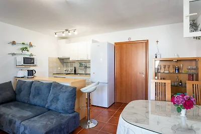 Apartment Zara - Two Bedroom Apartment with B...