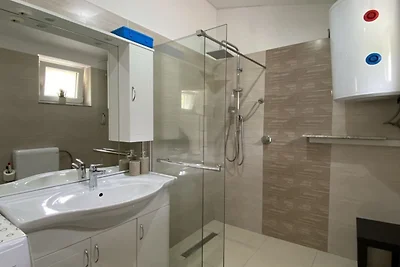 Luxury Lovran Apartments with Swimming Pool -...