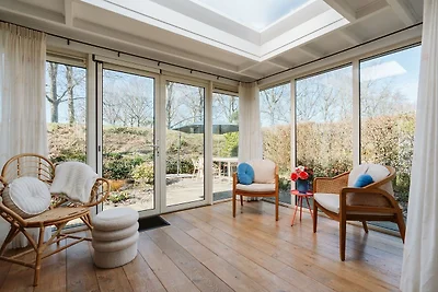 Holiday bungalow with a nice light appearance...