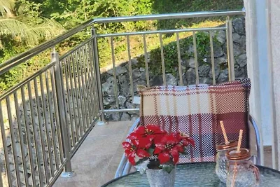 Deluxe City Escape with Modern Comforts & Gar...