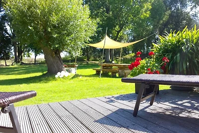 Ferienhaus mit Kamin am Achterwasser in Lütow