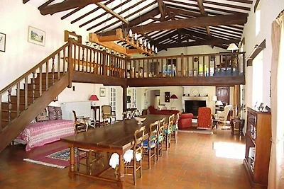 Schönes Ferienhaus mit privatem Pool