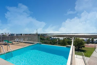 Casa vacanze con piscina a straripamento...
