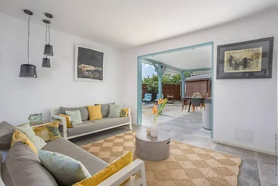 Tropische tweelingvilla's met zwembaden