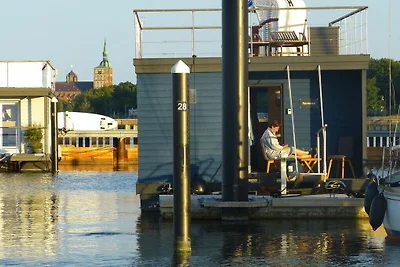 Hausboot Harmonie Komfortable Ferienresidenz