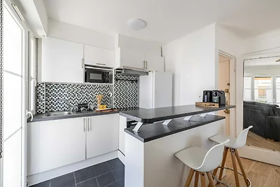 Urocze mieszkanie 1BR/4P - Antibes