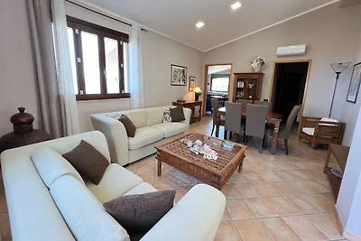 Villa in Castellammare nahe Guidaloca Bucht
