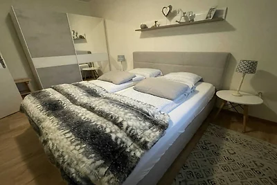 Rustic and Radiant Retreat Apartments with Te...