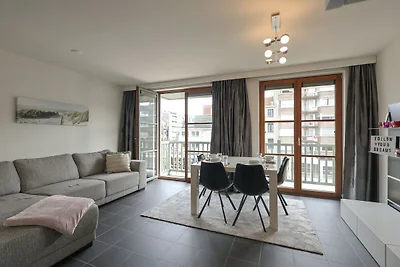 Appartement met 2 kamers en balkon