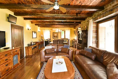 Villa mit Pool in Kaštelir für 9 Personen