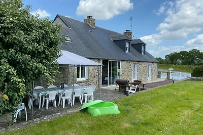 Cottage, St Maurice en Cotentin