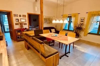 Ferienwohnung mit 2 Schlafzimmer