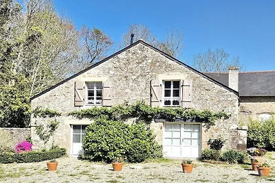732-Les écuries du manoir de Menez Bihan