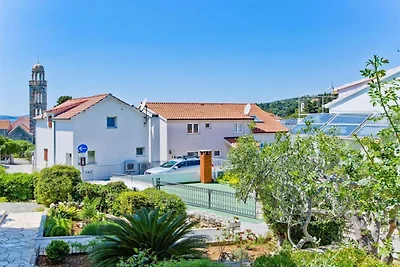 Charming and Sunny Hvar Apartments - Comfort ...