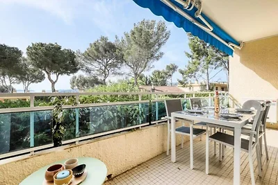 Wohnung in La Favière mit Meerblick