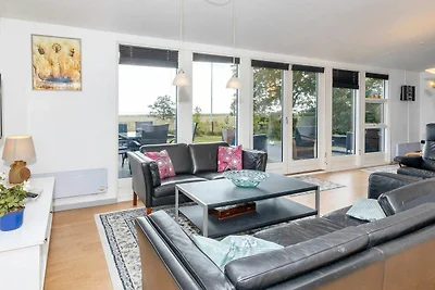 8 persone case ad Hadsund