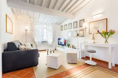 Penthouse-Apartment mit privatem Garten