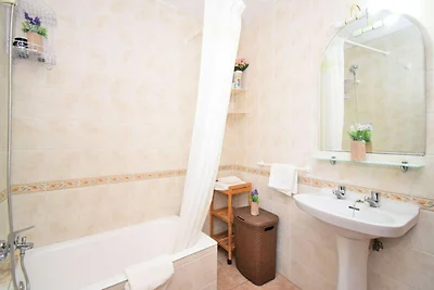 Haus in Maria de la Salut mit Terrasse